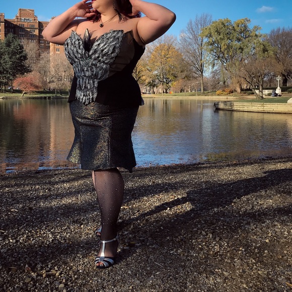 Dark blue suede and silver leather retro heels Chelsea Crew  Pasha - Picture 7 of 8